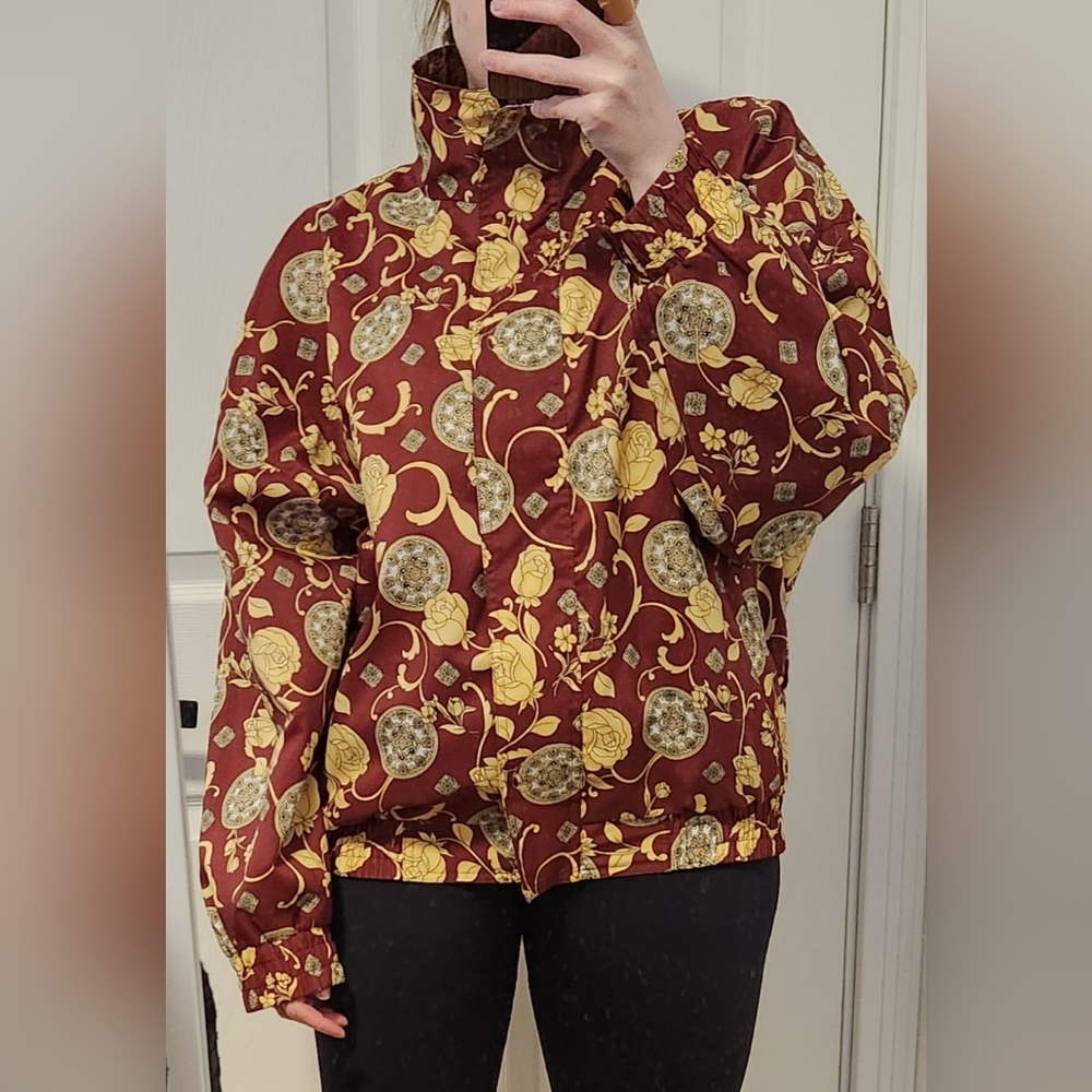 Print windbreaker jacket. VI Petites. Vintage 1980 1990s